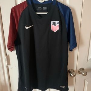 Nike Men’s USA Soccer Jersey Sz L